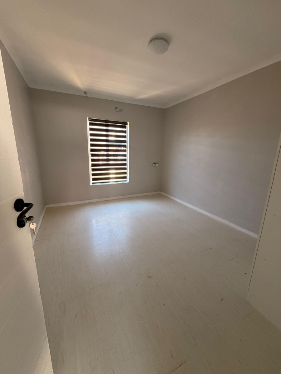 2 Bedroom Property for Sale in Surrey Estate Western Cape